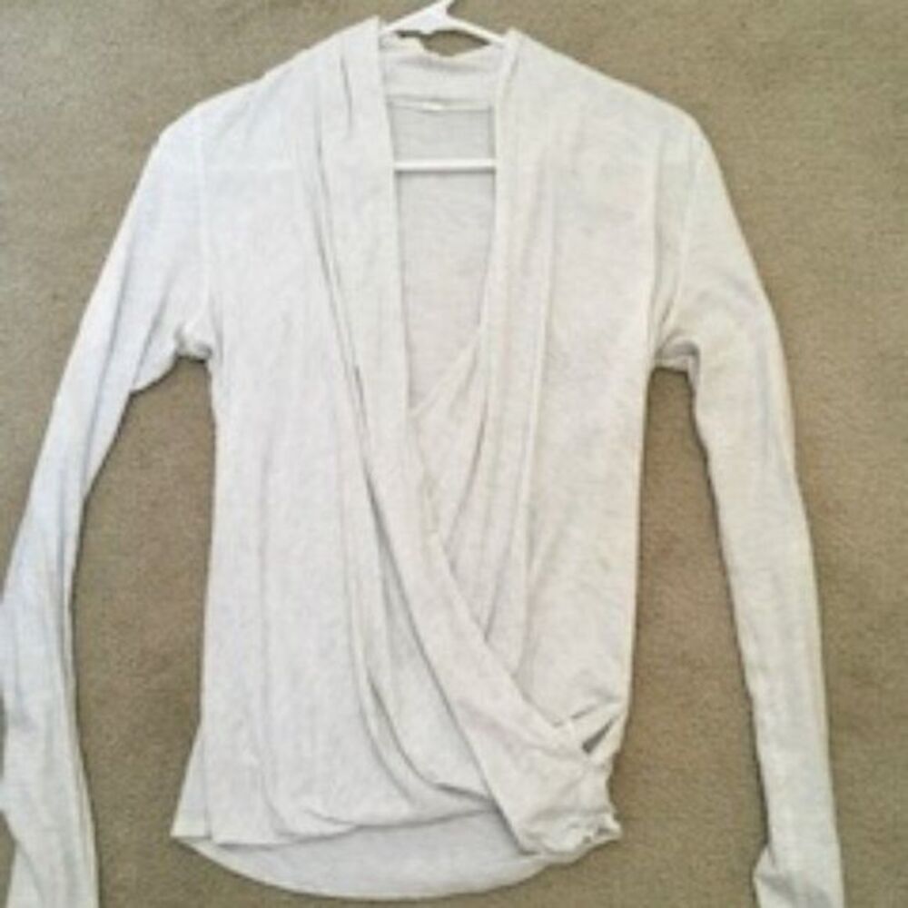 Lululemon Radiant Long Sleeve Size 2